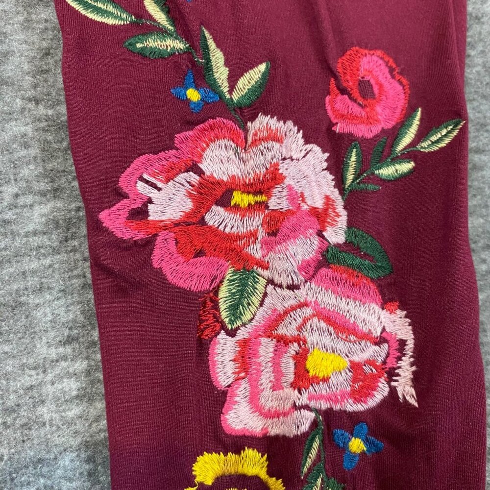 Agnes & Dora Burgundy Floral Embroidered Leggings S/M Small Medium Stretchy - Picture 3 of 6